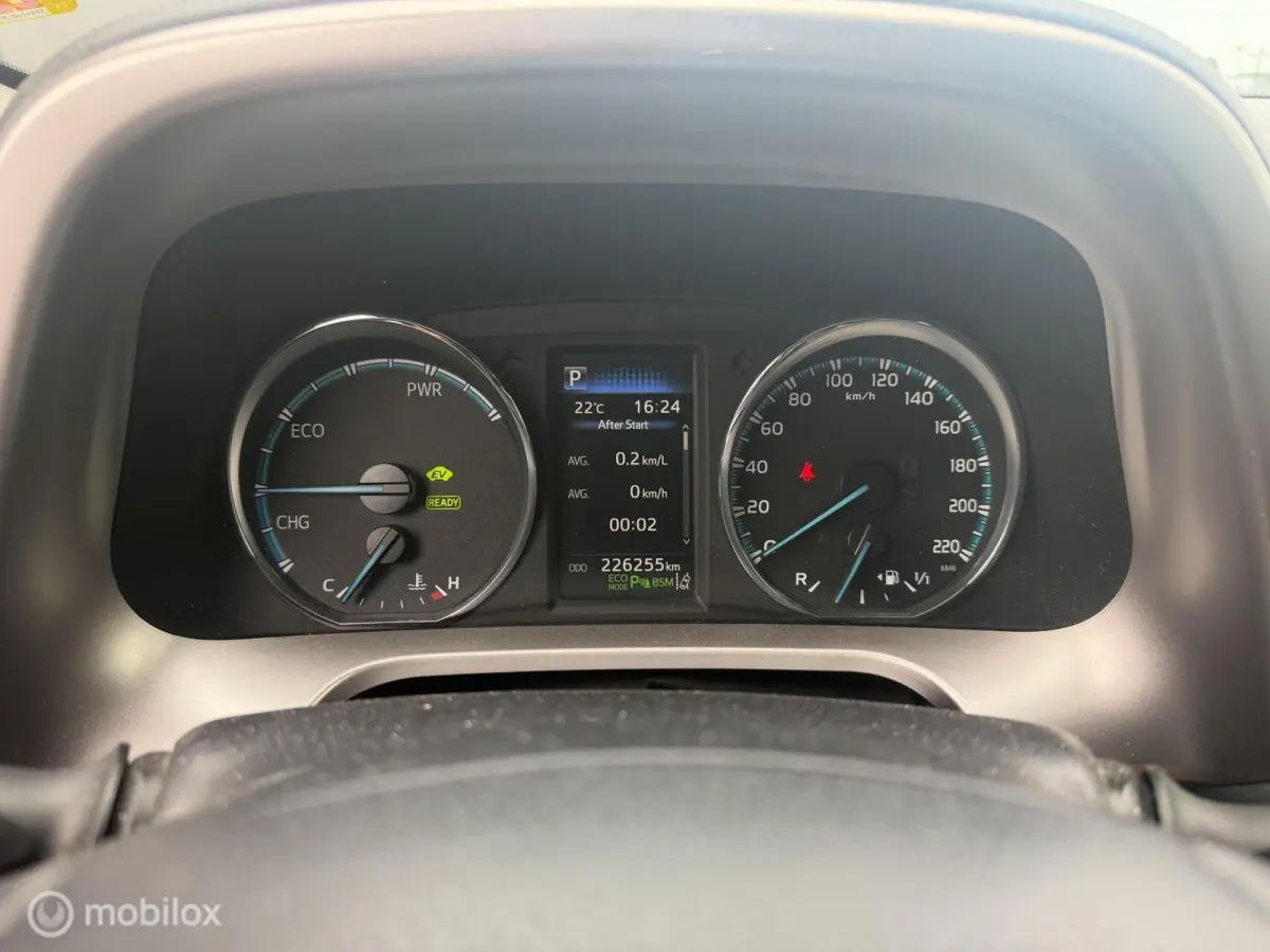 2.5 Hybrid AWD Executive Trekhaak