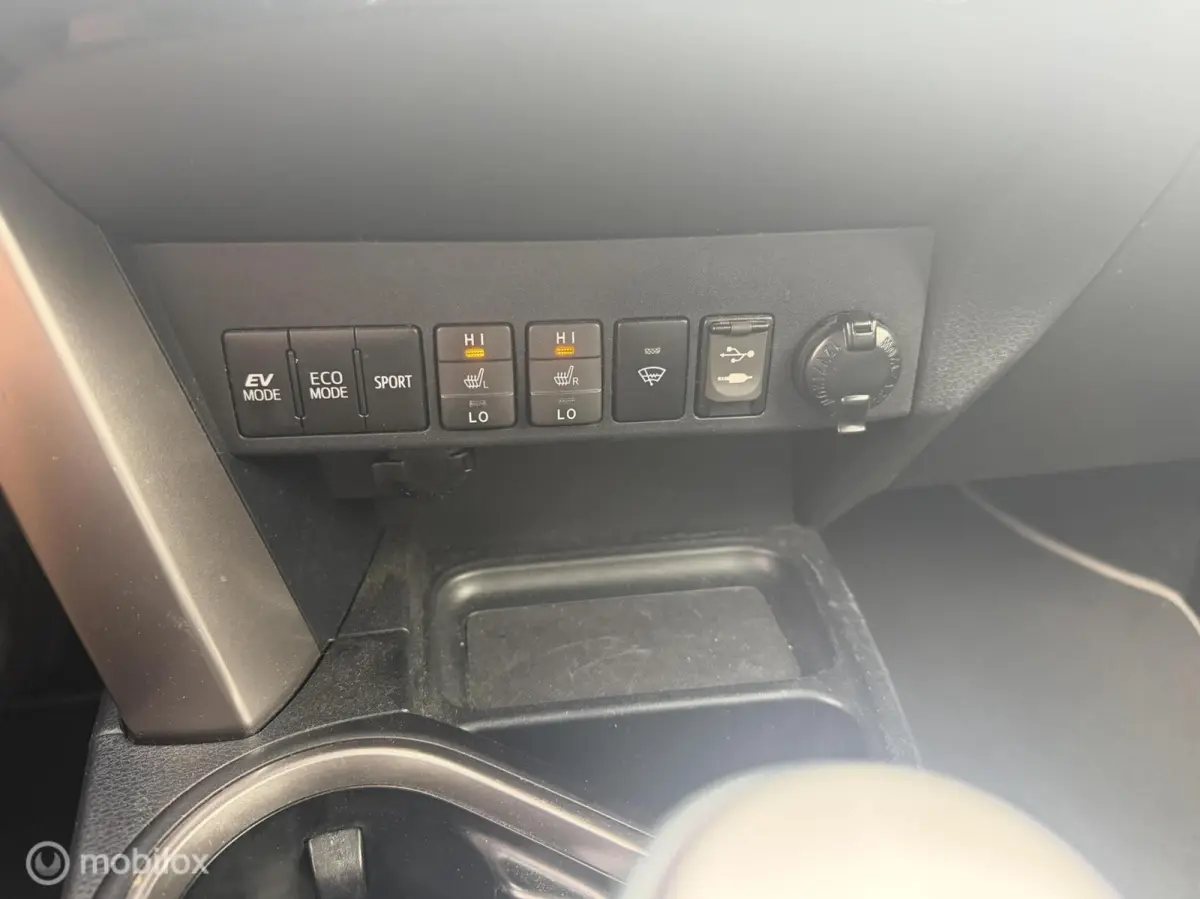 2.5 Hybrid AWD Executive Trekhaak