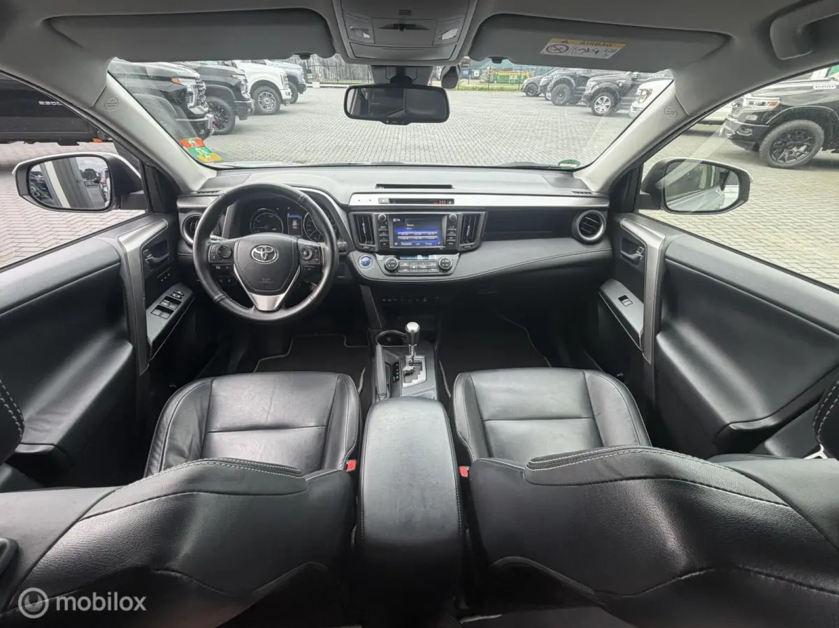 2.5 Hybrid AWD Executive Trekhaak