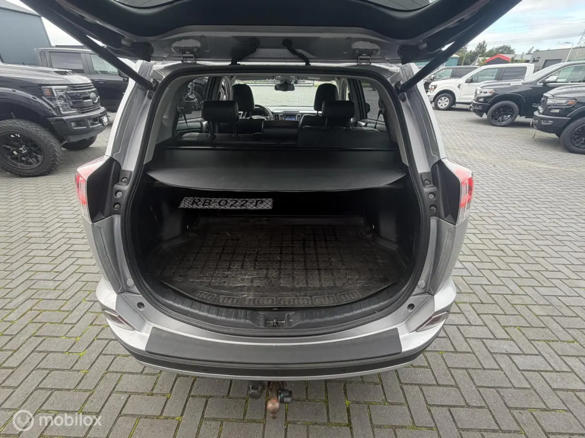 2.5 Hybrid AWD Executive Trekhaak