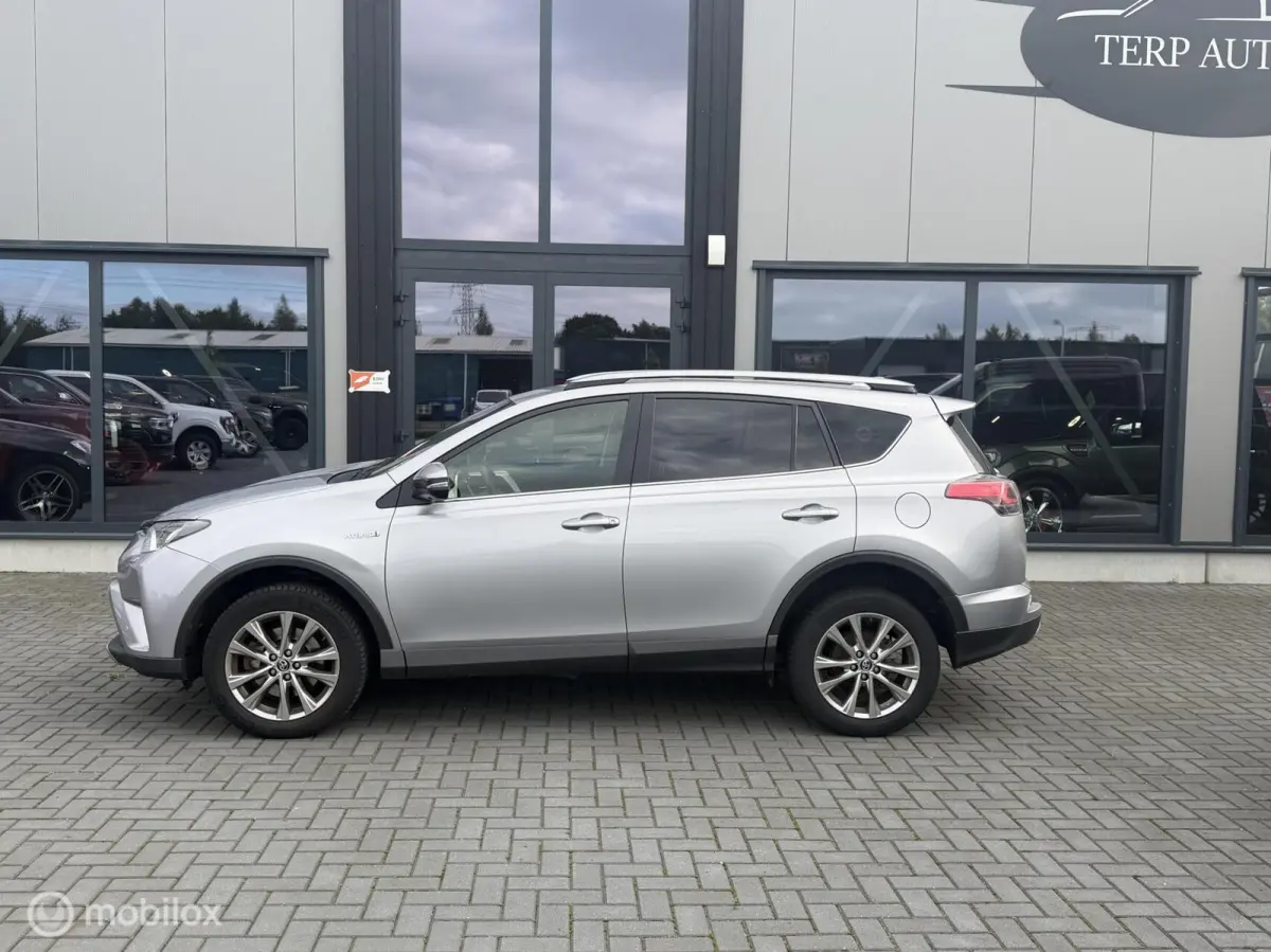 2.5 Hybrid AWD Executive Trekhaak