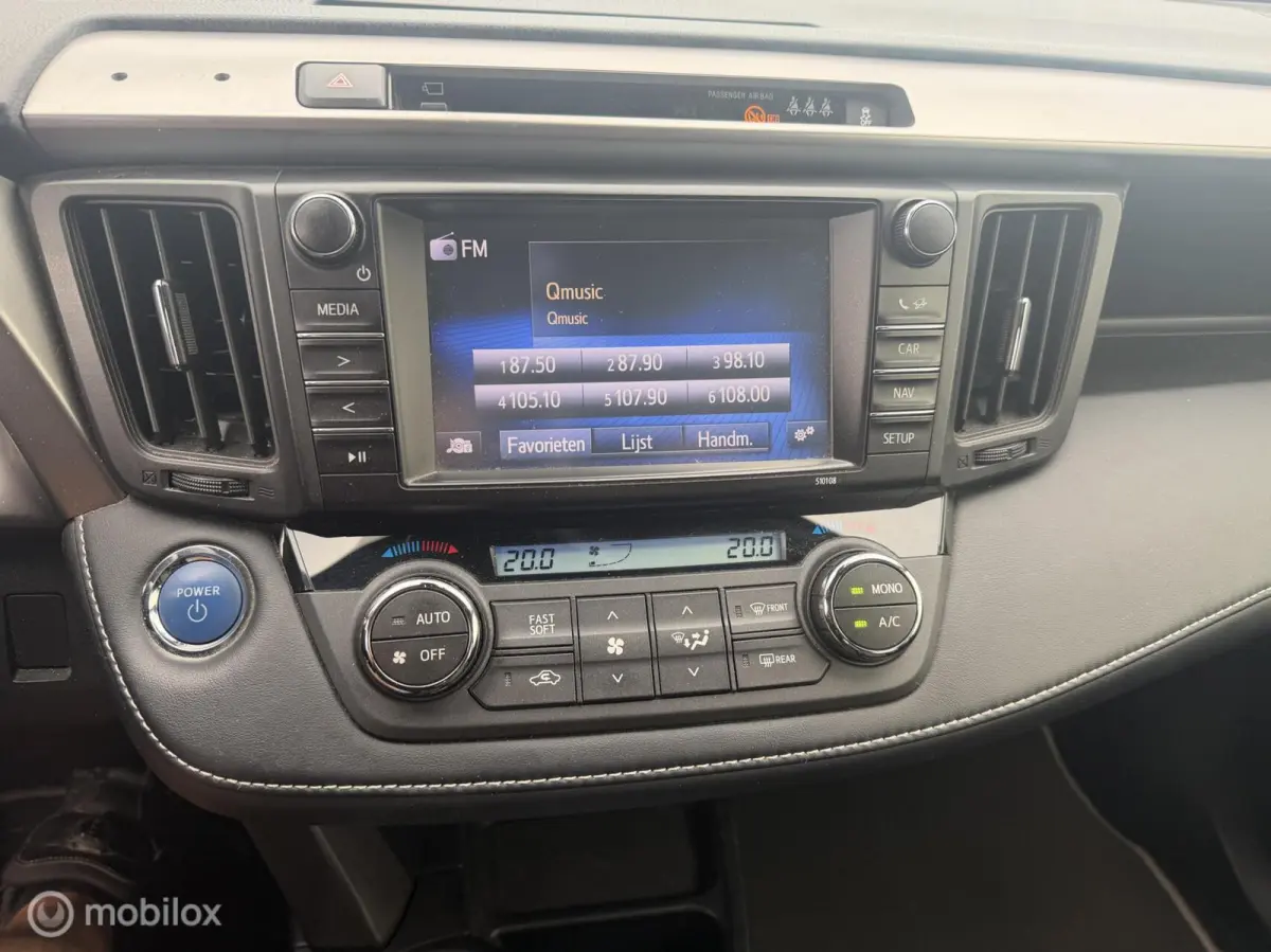 2.5 Hybrid AWD Executive Trekhaak
