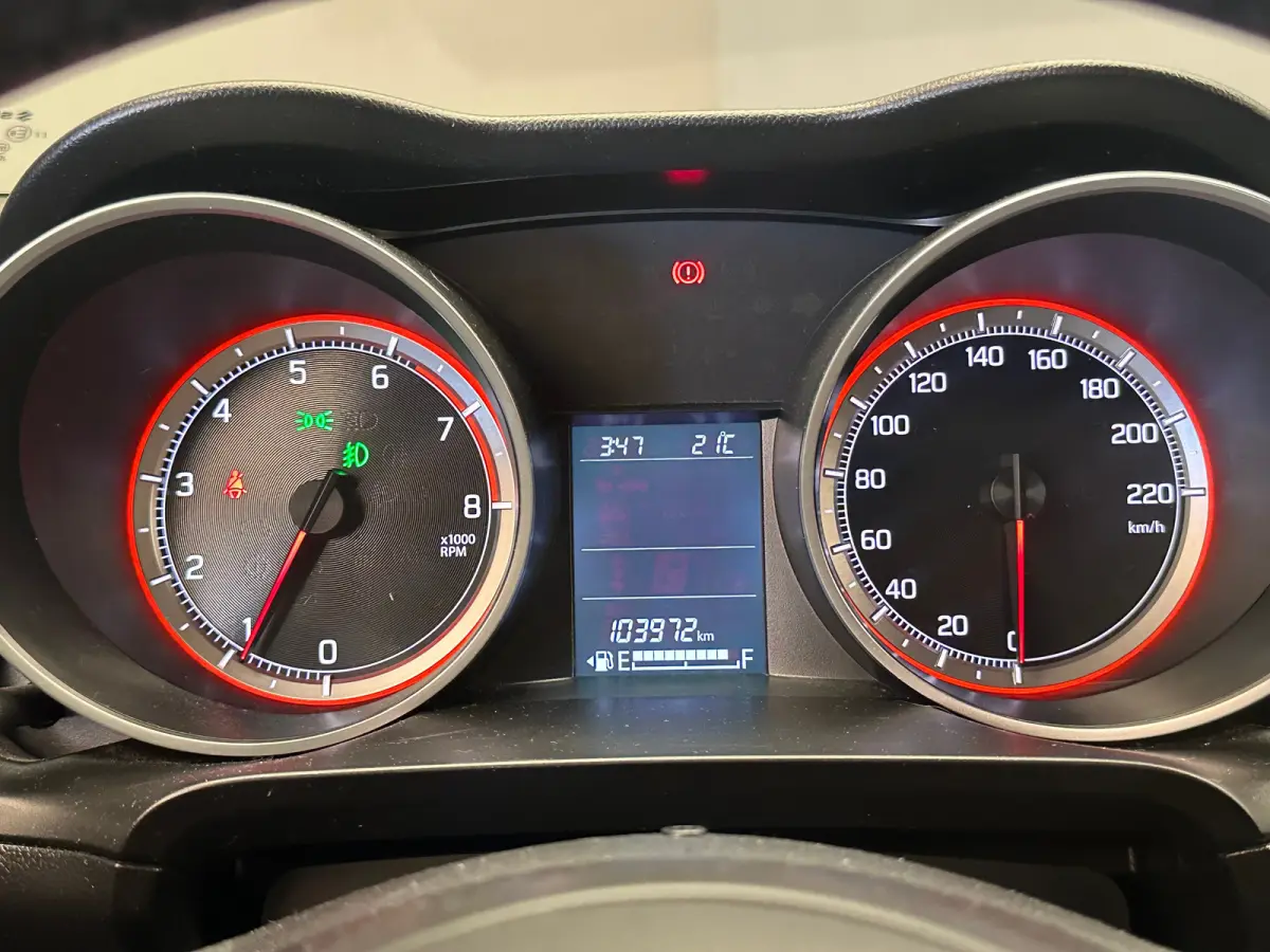 1.2 Sportline 1e Eigenaar | ALL-Season banden | Camera | Airco | 17" Lichtmetaal | Bluetooth | Achteruitrijcamera | Airco | Apple Carplay/Android Auto|telefoonintegratie premium