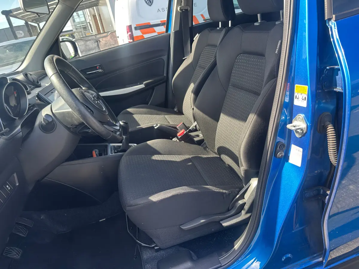 1.2 Sportline 1e Eigenaar | ALL-Season banden | Camera | Airco | 17" Lichtmetaal | Bluetooth | Achteruitrijcamera | Airco | Apple Carplay/Android Auto|telefoonintegratie premium