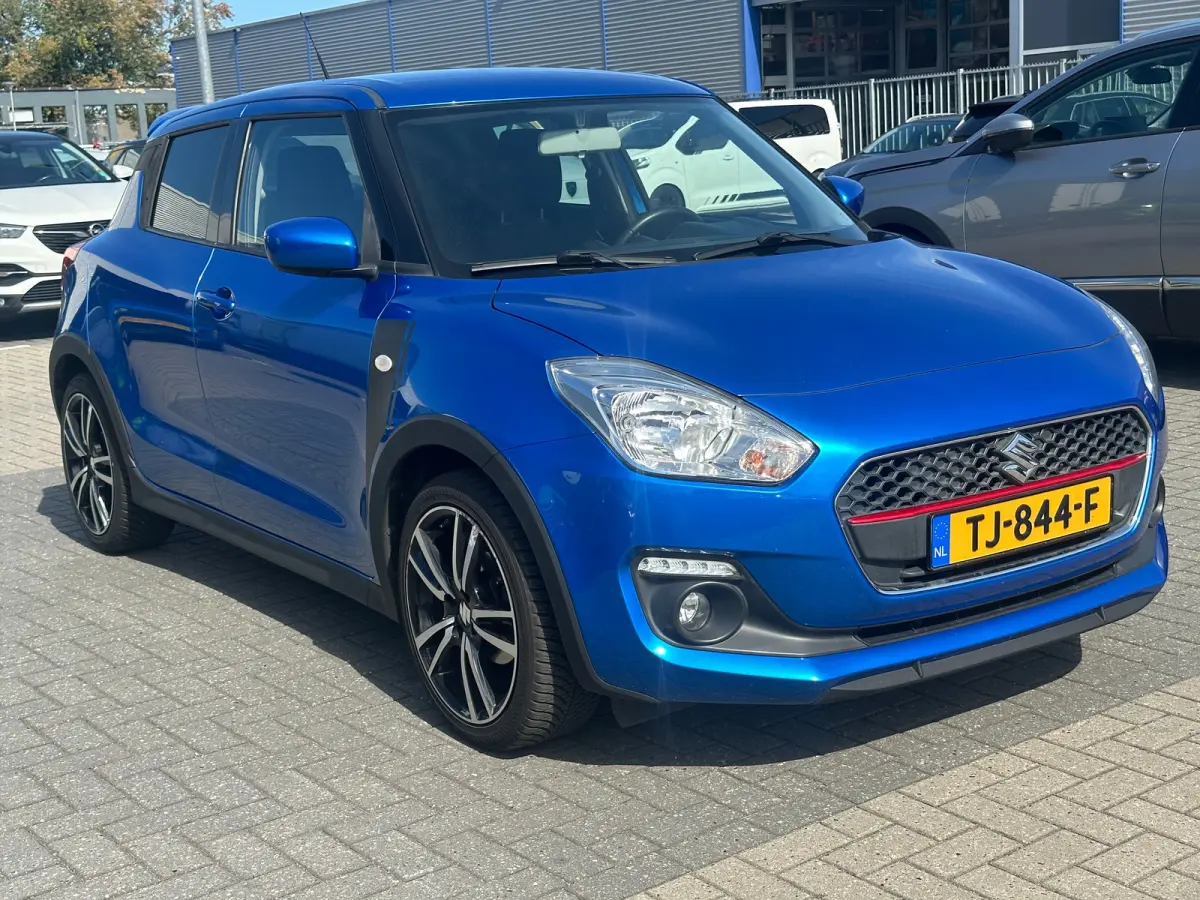 1.2 Sportline 1e Eigenaar | ALL-Season banden | Camera | Airco | 17" Lichtmetaal | Bluetooth | Achteruitrijcamera | Airco | Apple Carplay/Android Auto|telefoonintegratie premium