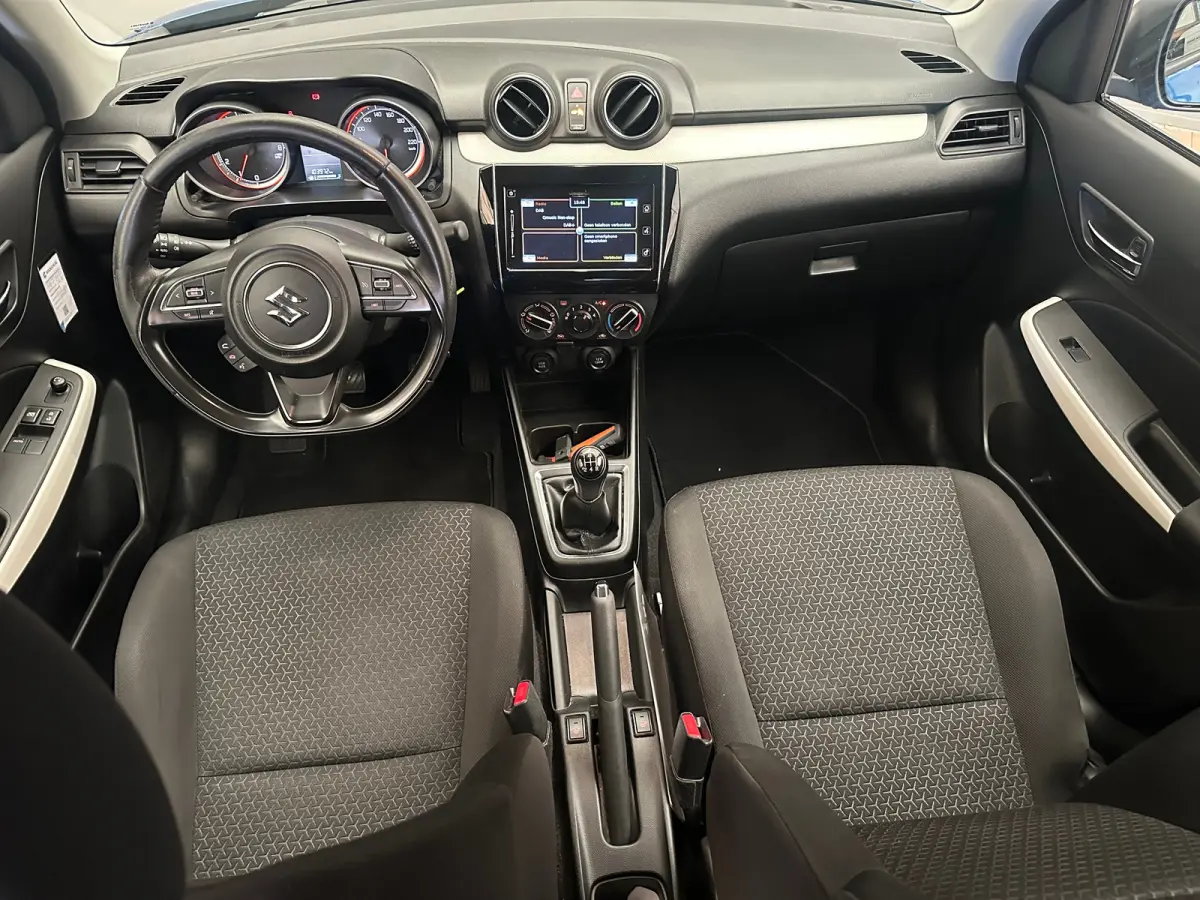 1.2 Sportline 1e Eigenaar | ALL-Season banden | Camera | Airco | 17" Lichtmetaal | Bluetooth | Achteruitrijcamera | Airco | Apple Carplay/Android Auto|telefoonintegratie premium