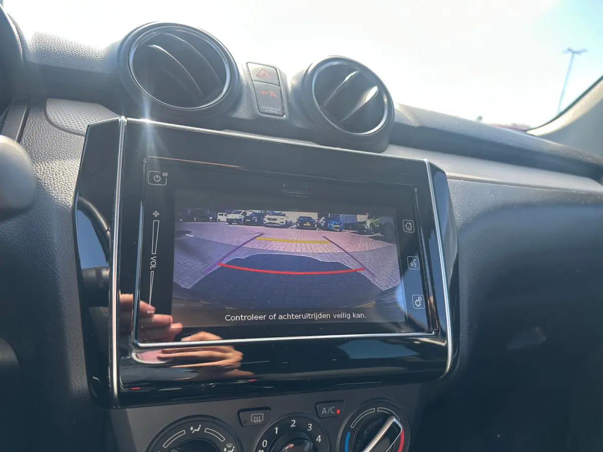 1.2 Sportline 1e Eigenaar | ALL-Season banden | Camera | Airco | 17" Lichtmetaal | Bluetooth | Achteruitrijcamera | Airco | Apple Carplay/Android Auto|telefoonintegratie premium