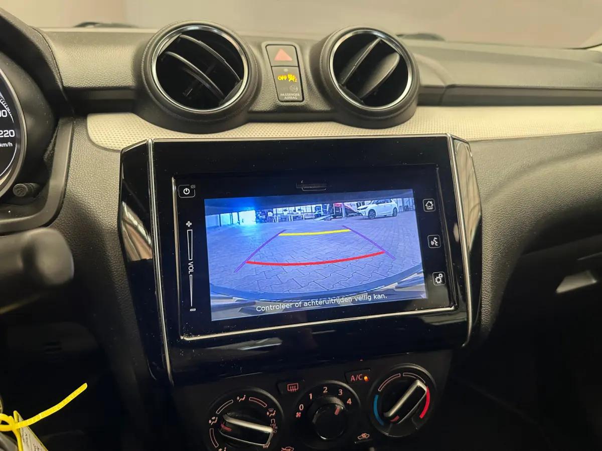 1.2 Sportline 1e Eigenaar | ALL-Season banden | Camera | Airco | 17" Lichtmetaal | Bluetooth | Achteruitrijcamera | Airco | Apple Carplay/Android Auto|telefoonintegratie premium