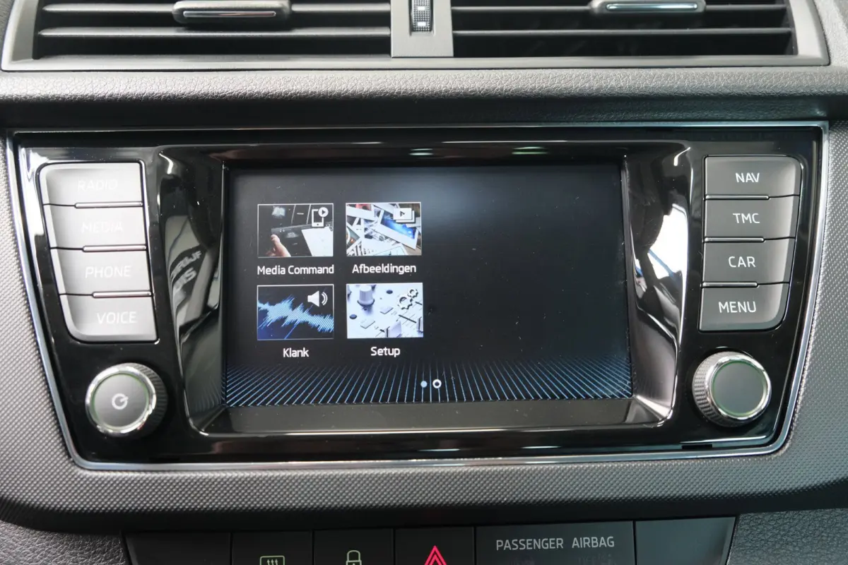 1.0 TSI Ambition - N.A.P. Airco, Cruise, Navi, PDC, Carplay.