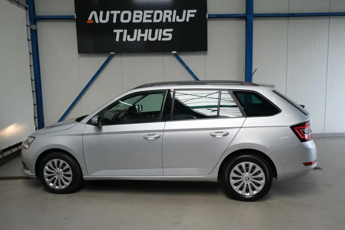 1.0 TSI Ambition - N.A.P. Airco, Cruise, Navi, PDC, Carplay.