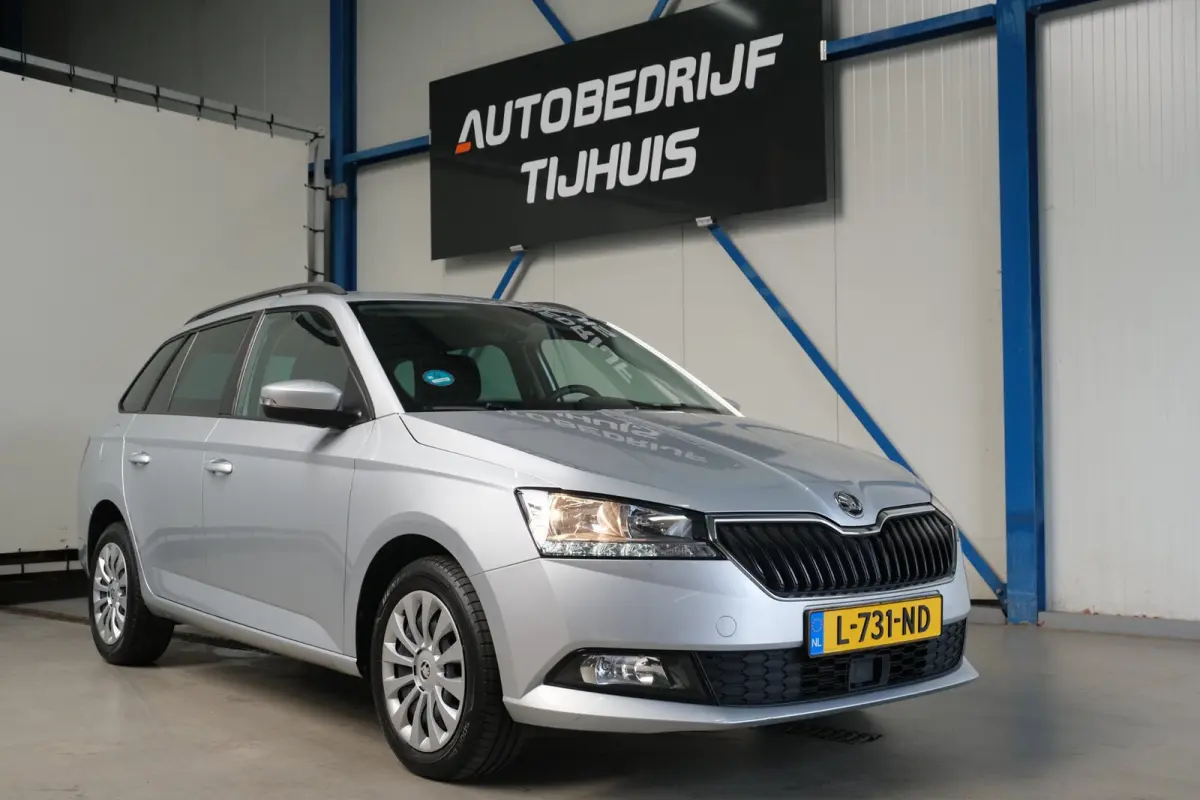 1.0 TSI Ambition - N.A.P. Airco, Cruise, Navi, PDC, Carplay.