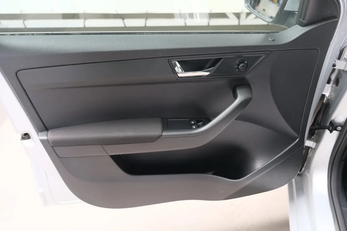 1.0 TSI Ambition - N.A.P. Airco, Cruise, Navi, PDC, Carplay.