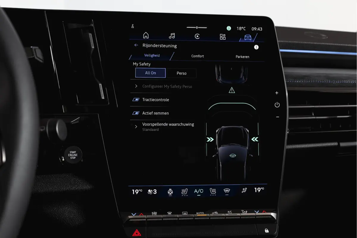 1.2 E-Tech full hybrid 200 esprit Alpine | 360 Camera | Elek. Stoelen | Winterpack | Dig. Cockpit | Adapt. Cruise | PDC | NAV+App. Connect | ECC | LM 20" | 5819