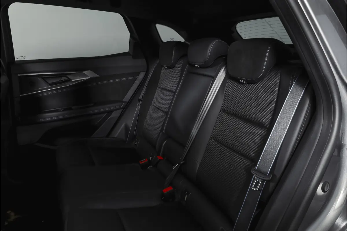 1.2 E-Tech full hybrid 200 esprit Alpine | 360 Camera | Elek. Stoelen | Winterpack | Dig. Cockpit | Adapt. Cruise | PDC | NAV+App. Connect | ECC | LM 20" | 5819