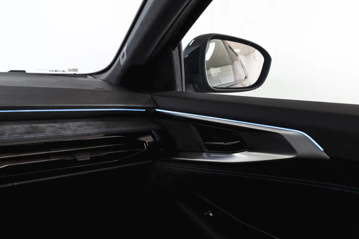 1.2 E-Tech full hybrid 200 esprit Alpine | 360 Camera | Elek. Stoelen | Winterpack | Dig. Cockpit | Adapt. Cruise | PDC | NAV+App. Connect | ECC | LM 20" | 5819