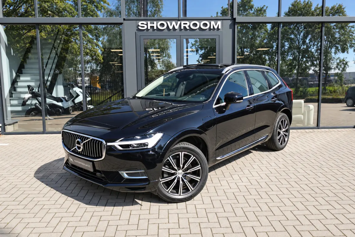 2.0 Recharge T8 AWD Inscription PANO ACC LEDER VOL