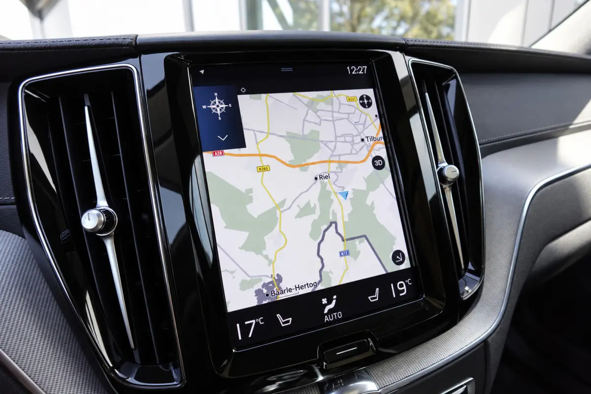 2.0 Recharge T8 AWD Inscription PANO ACC LEDER VOL