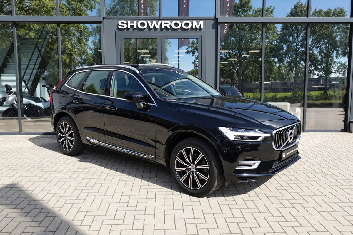 2.0 Recharge T8 AWD Inscription PANO ACC LEDER VOL