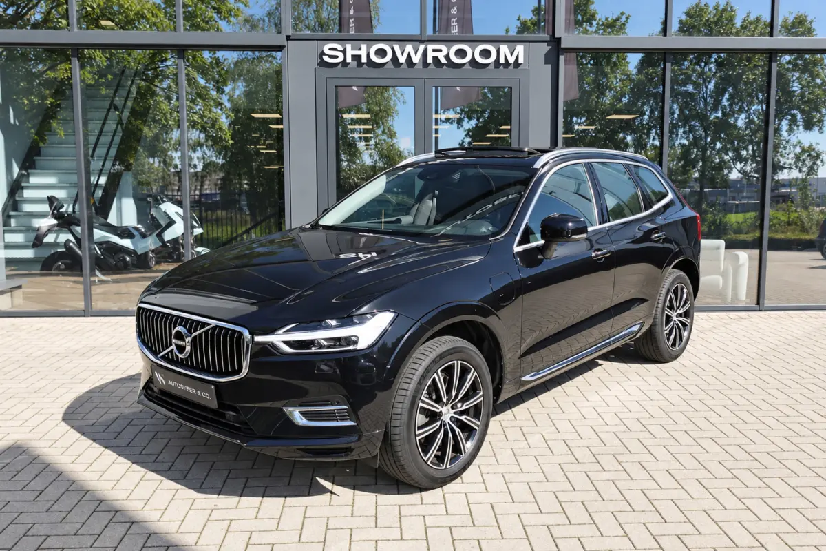 2.0 Recharge T8 AWD Inscription PANO ACC LEDER VOL