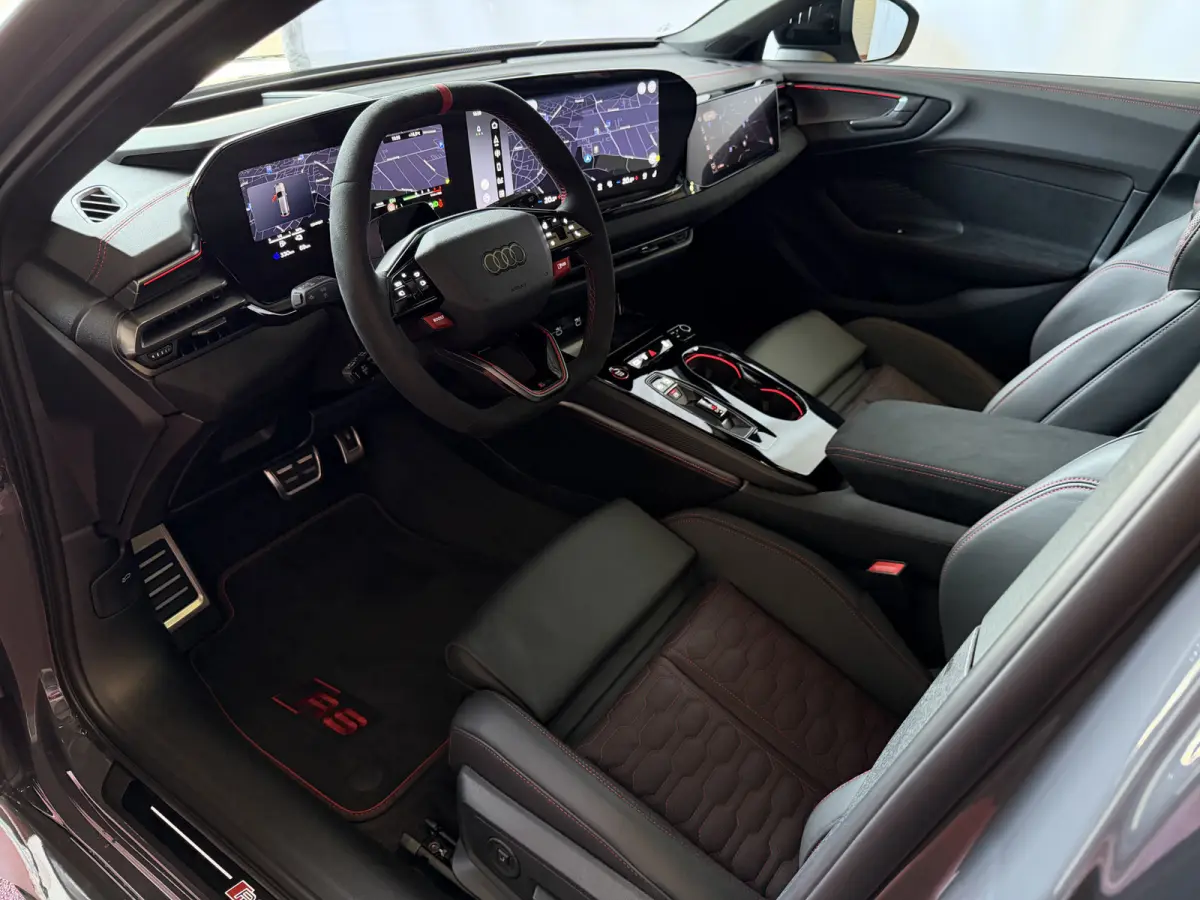 RS5 Keramisch | Audi Sportpakket | Smart.Glass | Tech-Pro | HeadUp | Sportuitlaat | Panorama | B&O 3D | RS Sportstoelen Plus |