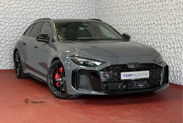 RS5 Keramisch | Audi Sportpakket | Smart.Glass | Tech-Pro | HeadUp | Sportuitlaat | Panorama | B&O 3D | RS Sportstoelen Plus |