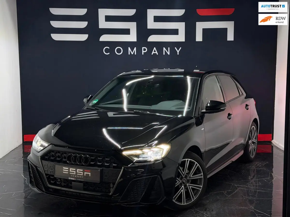 30 TFSI S Line KeylessGo CarPlay Navi LED Matrix
