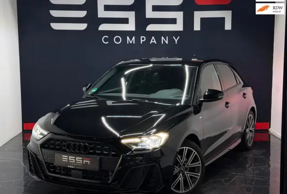 30 TFSI S Line KeylessGo CarPlay Navi LED Matrix