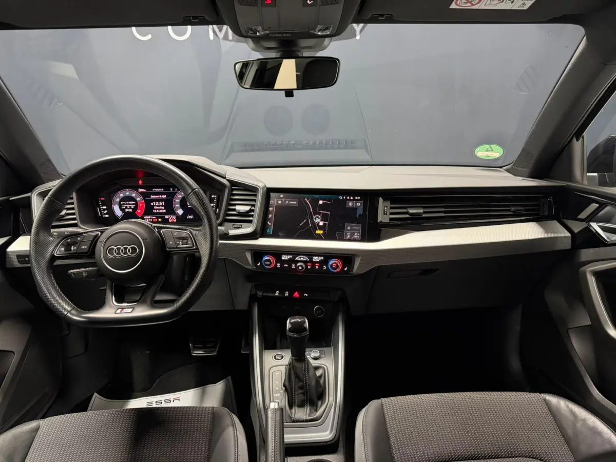 30 TFSI S Line KeylessGo CarPlay Navi LED Matrix