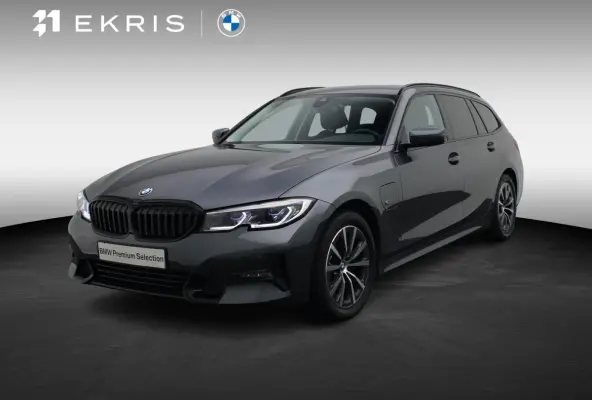 320e Business Edition Plus | High Executive | SoH 83% | Sportstoelen  | Extra Getint Glas Achter | Laserlight | 17''