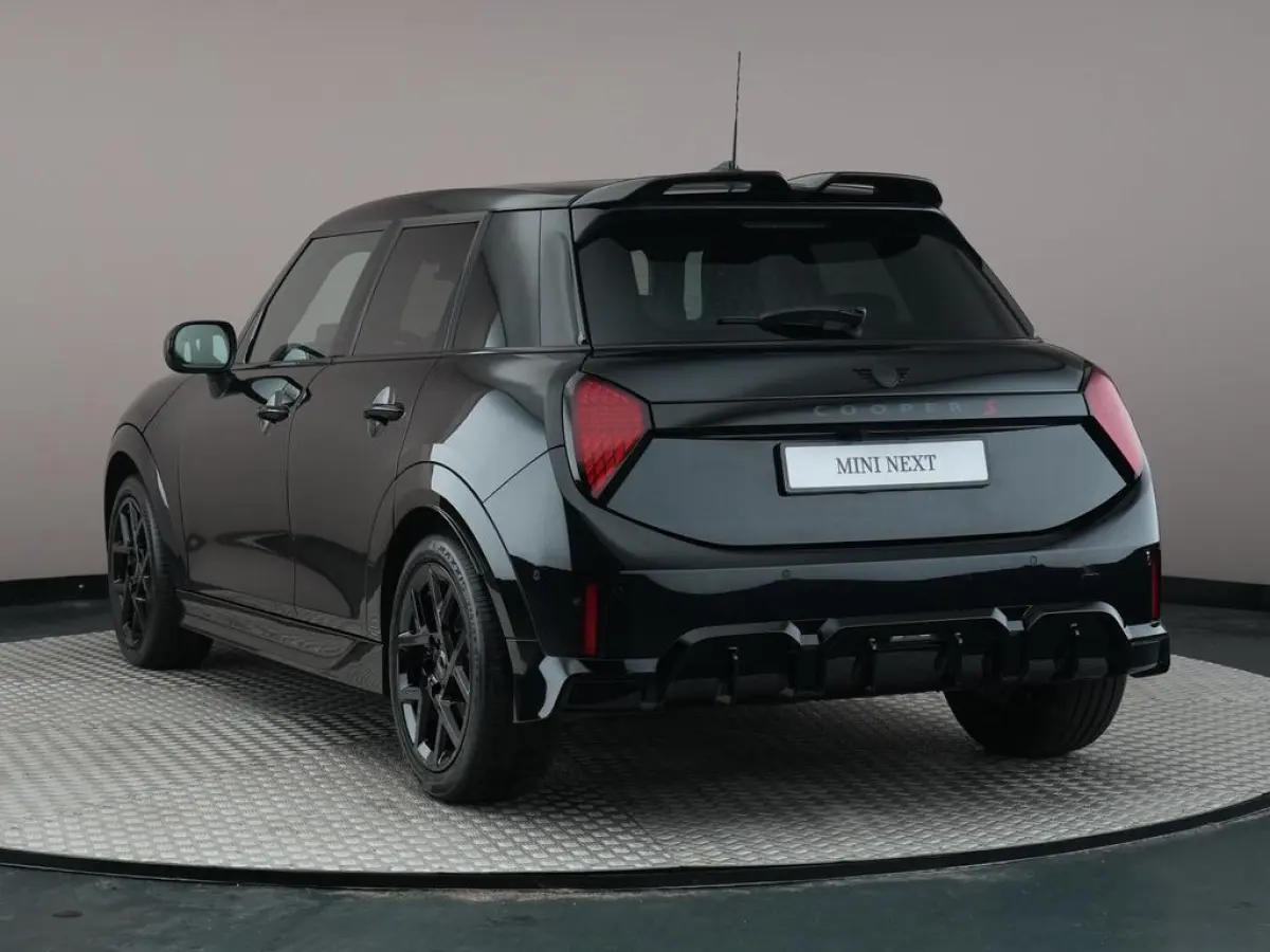 2.0 Cooper S John Cooper Works Trim | Pakket M