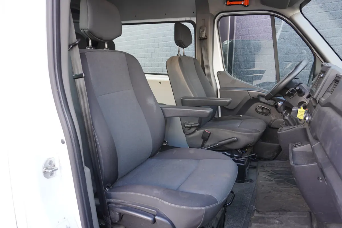 2.3 dCi 145PK L3H3 Dubbellucht Dubbelcabine EURO 6 - Airco - Navi - Cruise - €17.950,- Excl.