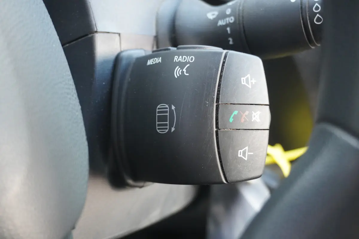 2.3 dCi 145PK L3H3 Dubbellucht Dubbelcabine EURO 6 - Airco - Navi - Cruise - €17.950,- Excl.