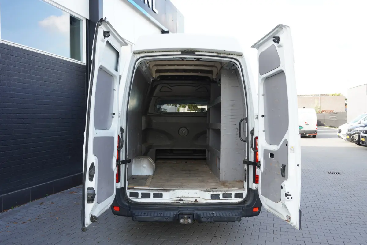 2.3 dCi 145PK L3H3 Dubbellucht Dubbelcabine EURO 6 - Airco - Navi - Cruise - €17.950,- Excl.
