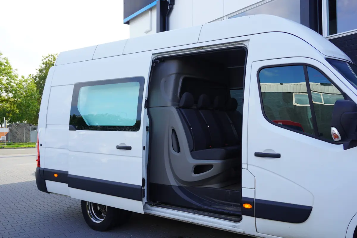 2.3 dCi 145PK L3H3 Dubbellucht Dubbelcabine EURO 6 - Airco - Navi - Cruise - €17.950,- Excl.