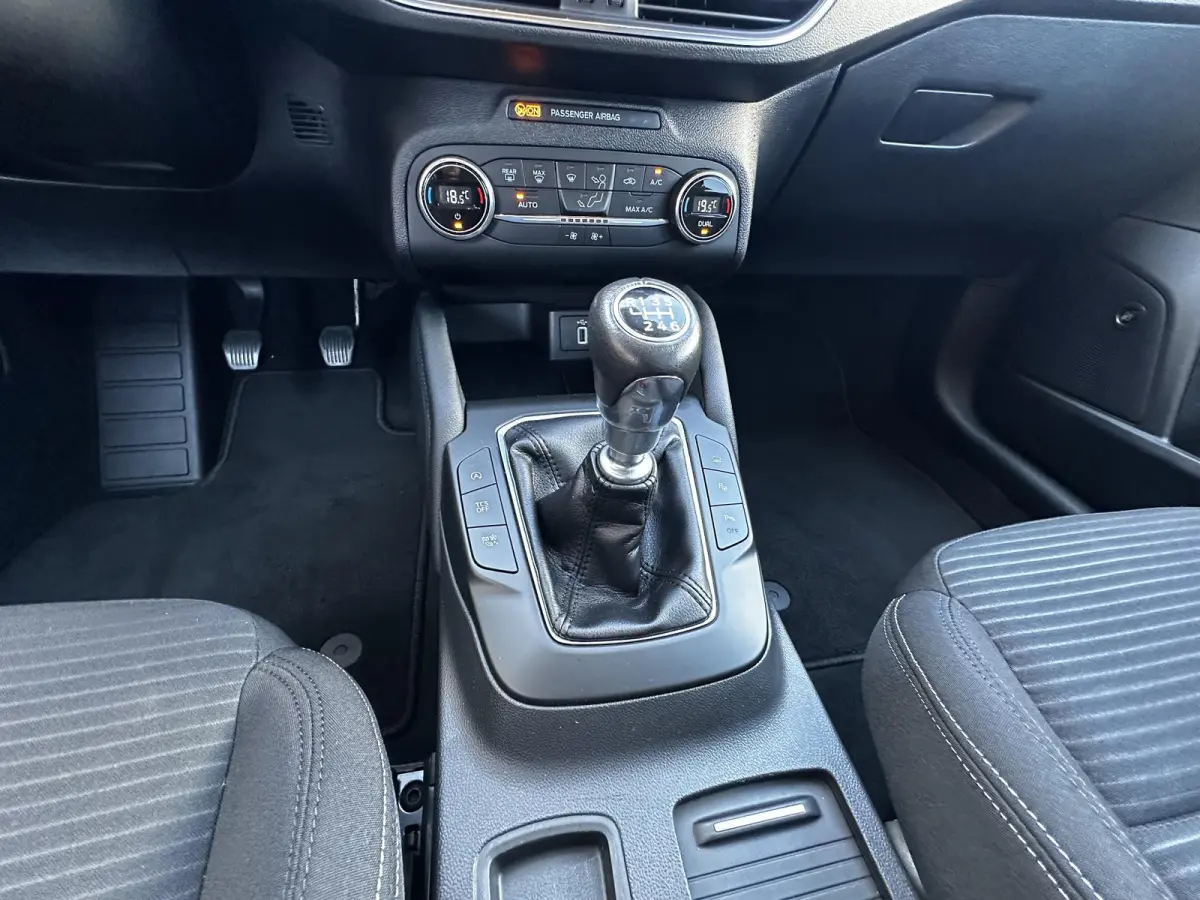 1.5 EcoBoost Titanium Business Org NL