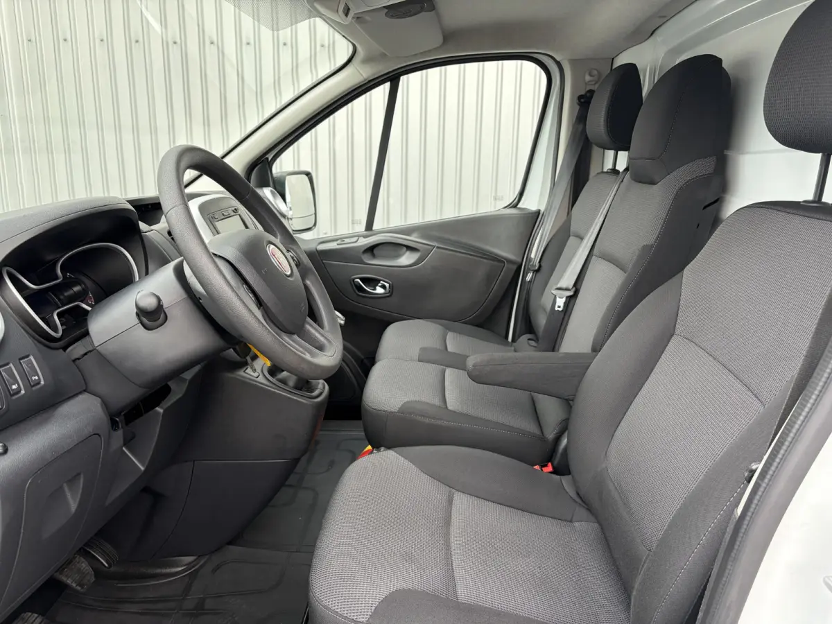 2.0 MultiJet L2H1*HAAK*CAM*A/C*CRUISE*PDC*3-PERS*