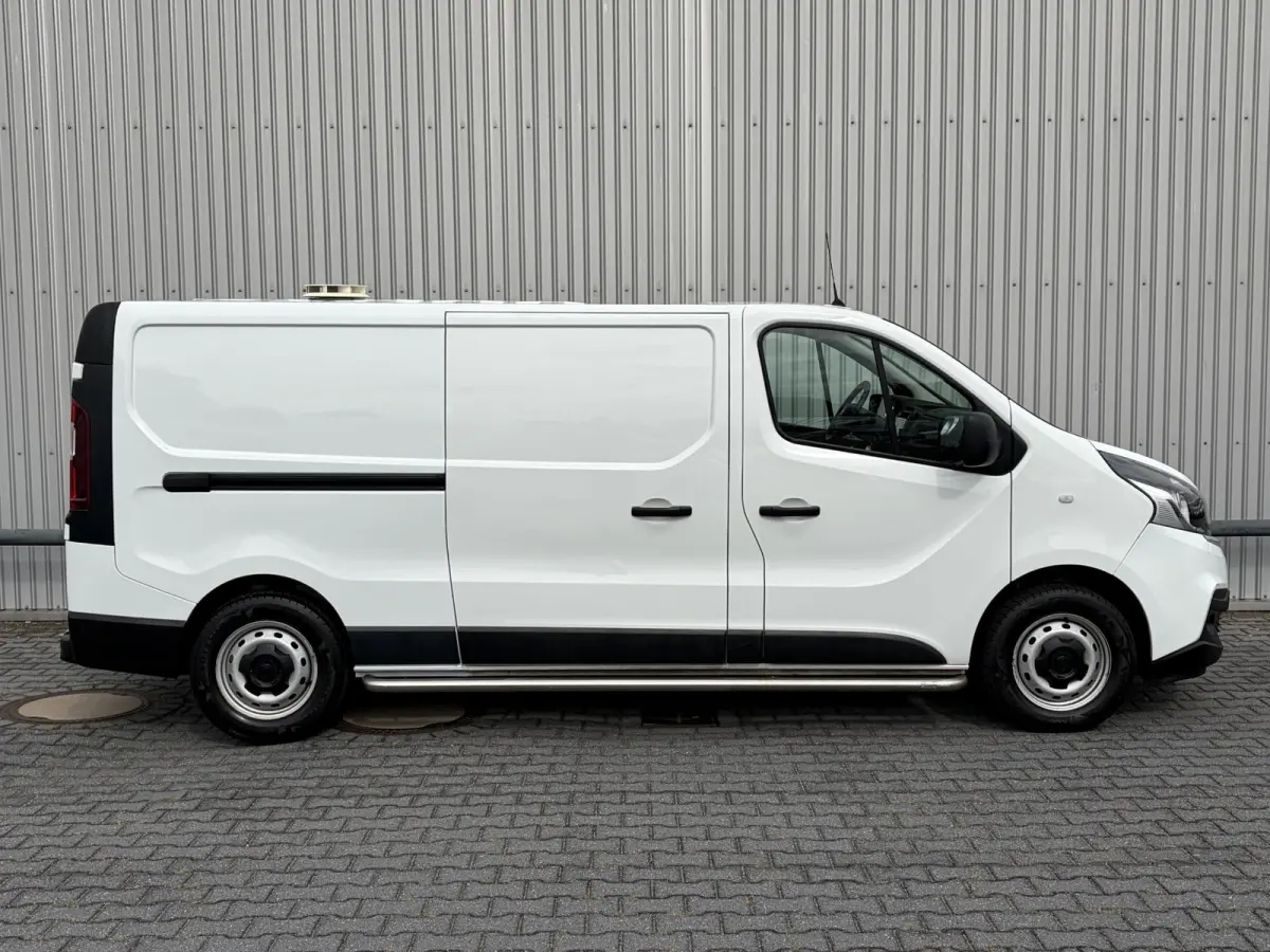 2.0 MultiJet L2H1*HAAK*CAM*A/C*CRUISE*PDC*3-PERS*