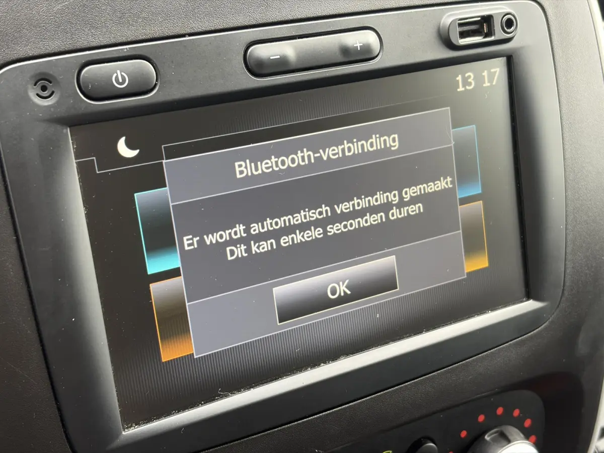 2.0 MultiJet L2H1*HAAK*CAM*A/C*CRUISE*PDC*3-PERS*
