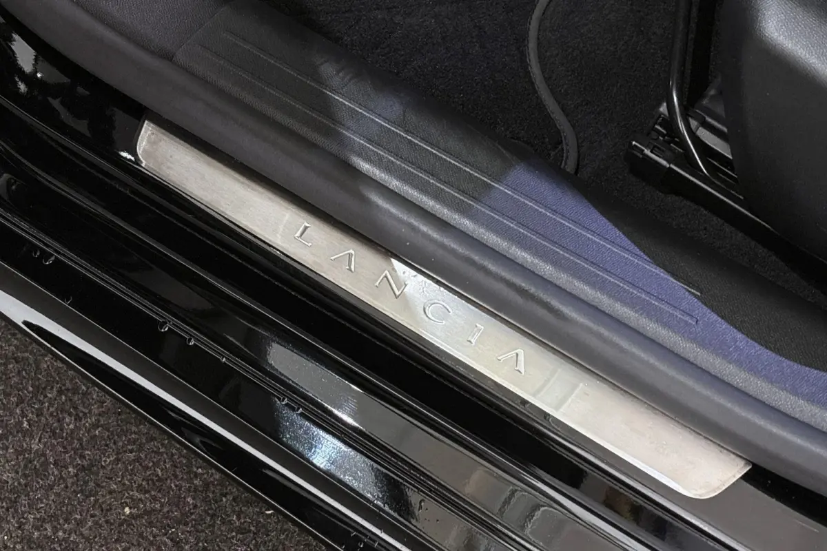 1.2 Turbo Hybrid LX Automaat Camera Apple CarPlay