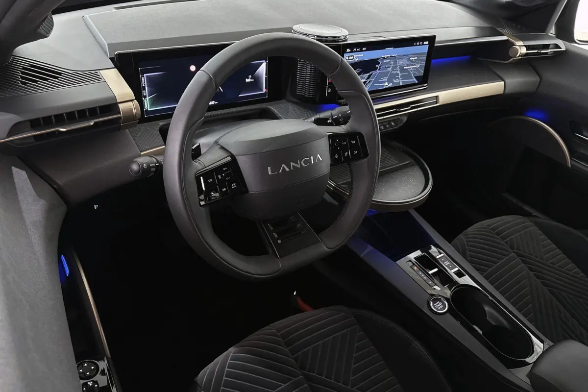 1.2 Turbo Hybrid LX Automaat Camera Apple CarPlay