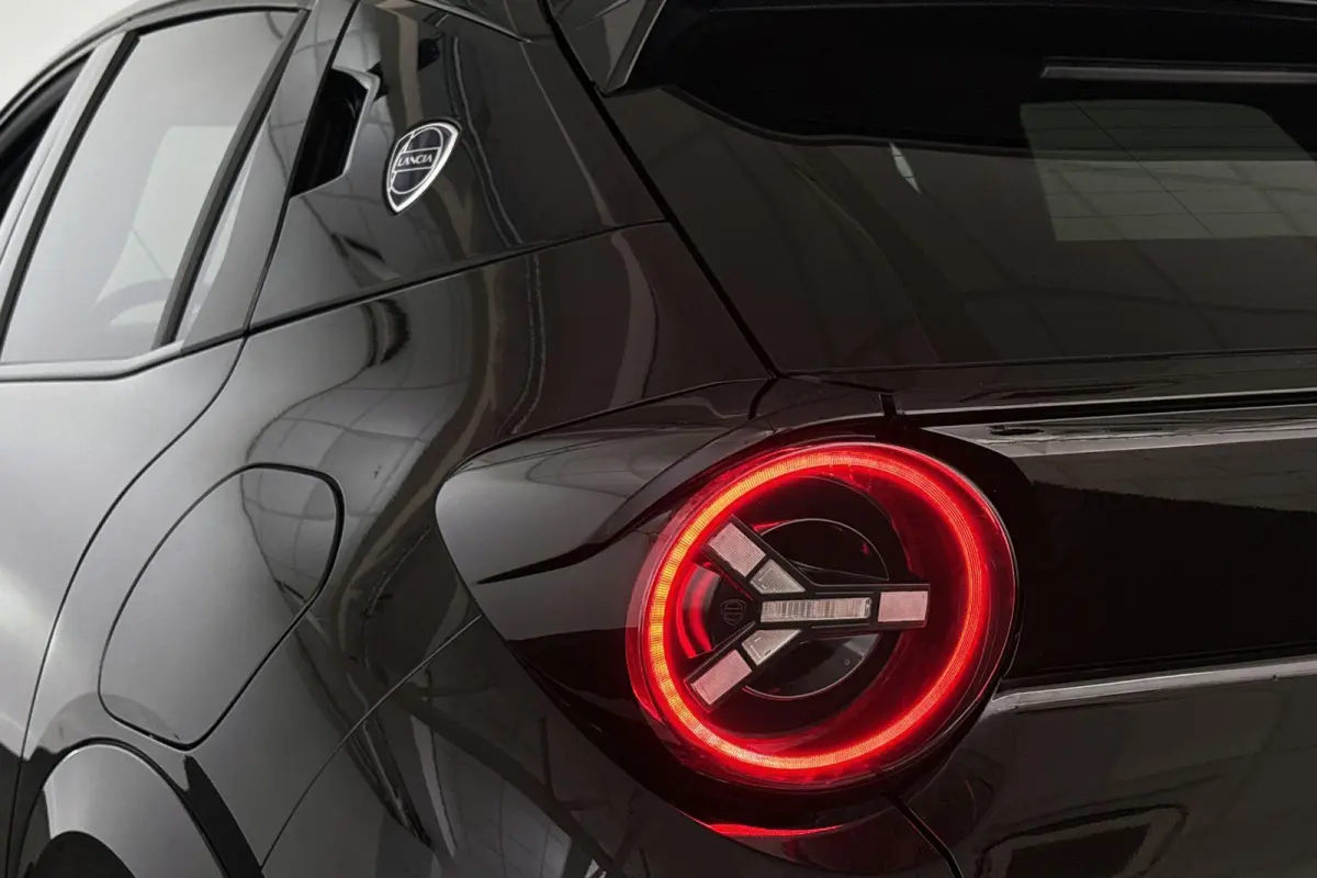 1.2 Turbo Hybrid LX Automaat Camera Apple CarPlay