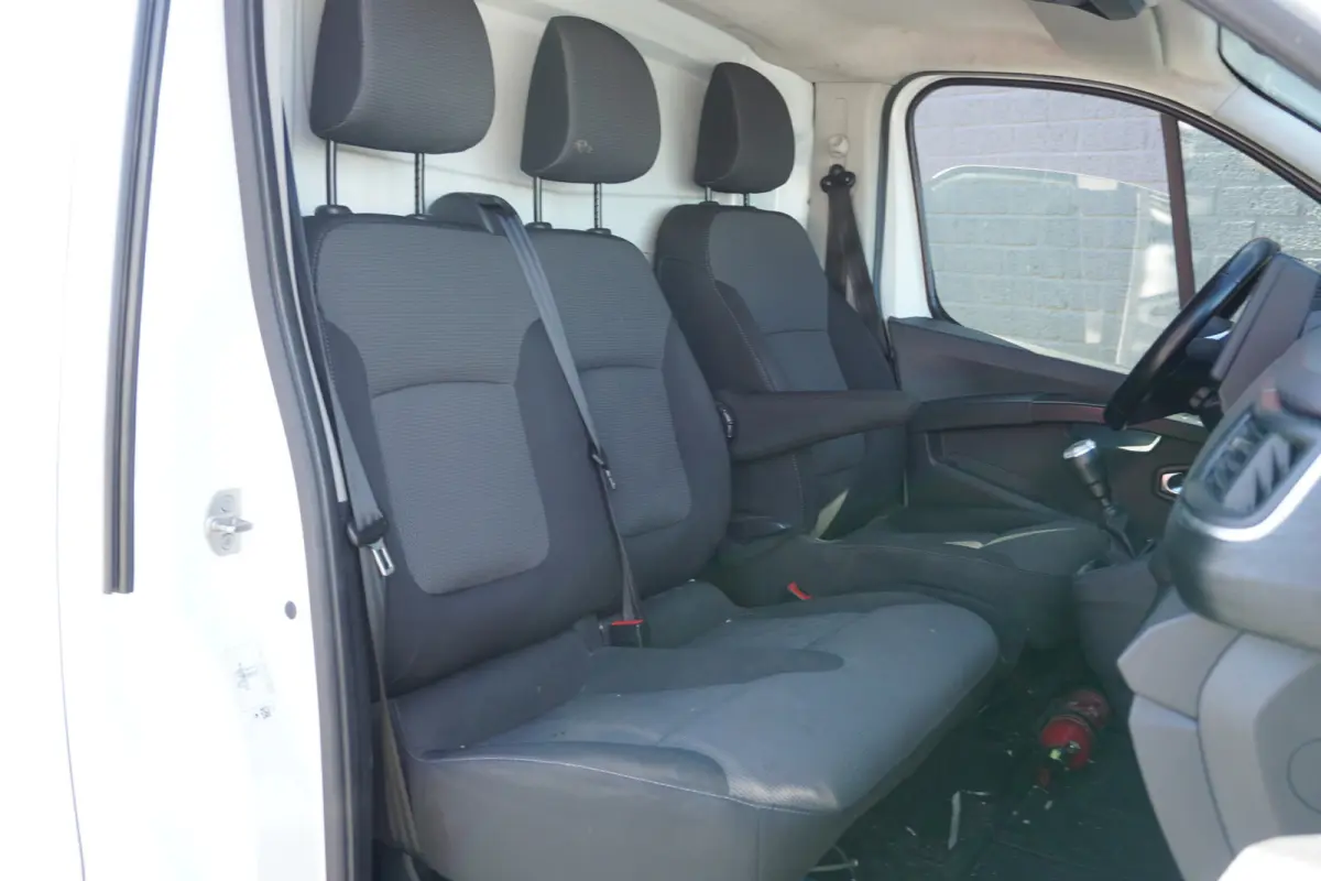 2.0 dCi 130PK EURO 6 Airco - Navi - Cruise - €15.950,- Excl.