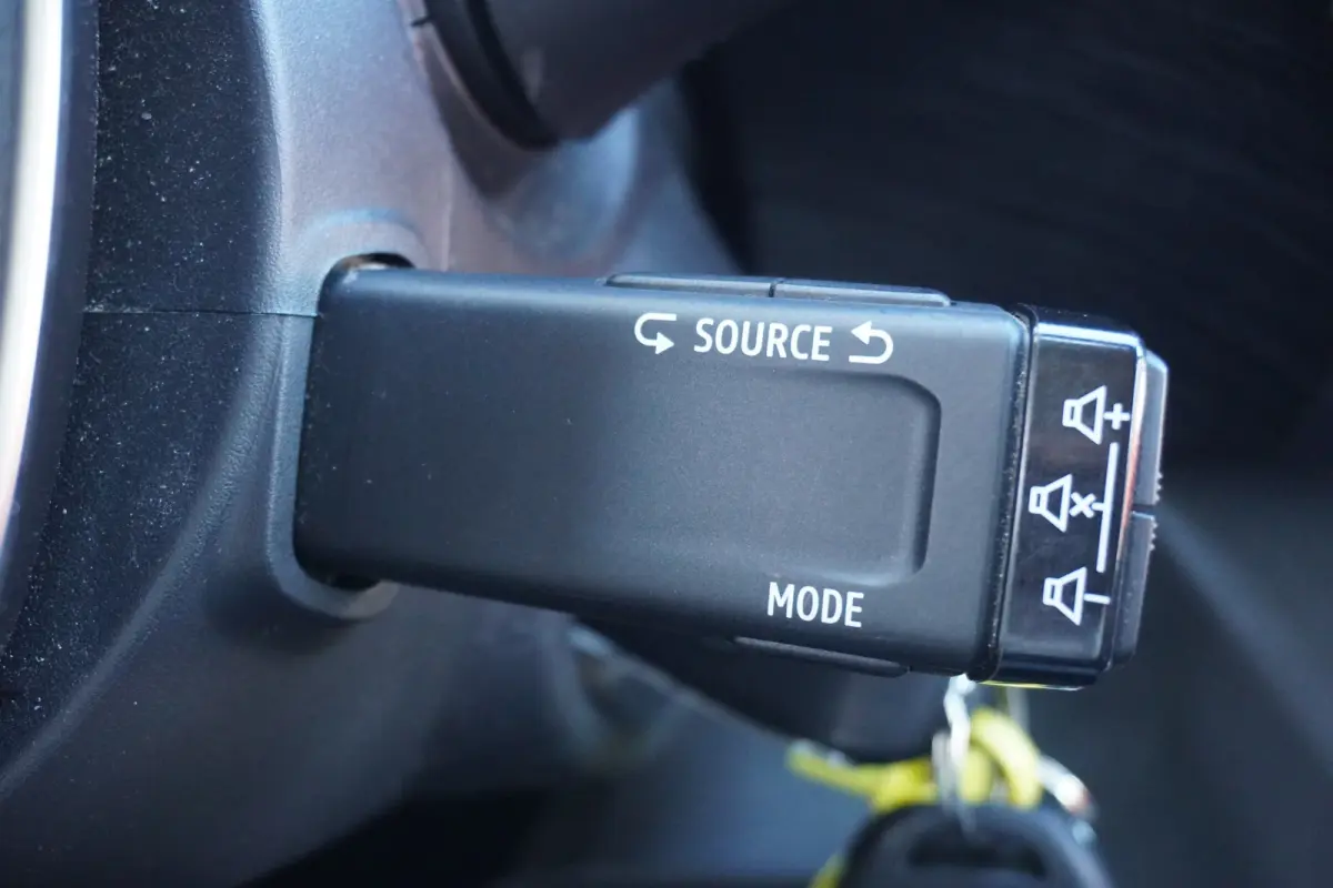 2.0 dCi 130PK EURO 6 Airco - Navi - Cruise - €15.950,- Excl.