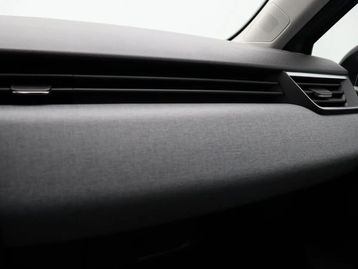 TCe 90pk GPF evolution | Airco | Parkeersensoren achter | Cruise control | Apple carplay | Vierseizoenbanden |