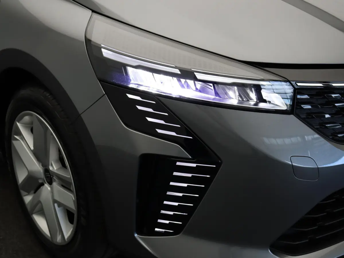 TCe 90pk GPF evolution | Airco | Parkeersensoren achter | Cruise control | Apple carplay | Vierseizoenbanden |