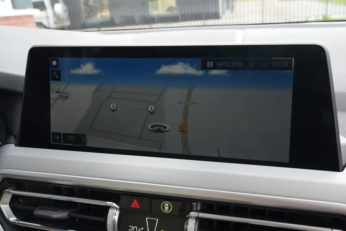 xDrive30e M Sport High Executive | 292 PK | PHEV | PANO | 360° Camera | Leder BMW X3 xDrive30e M Sport High Executive 292 PK Plug-in Hybrid met 2.0 viercilinder benzinemotor en automatische