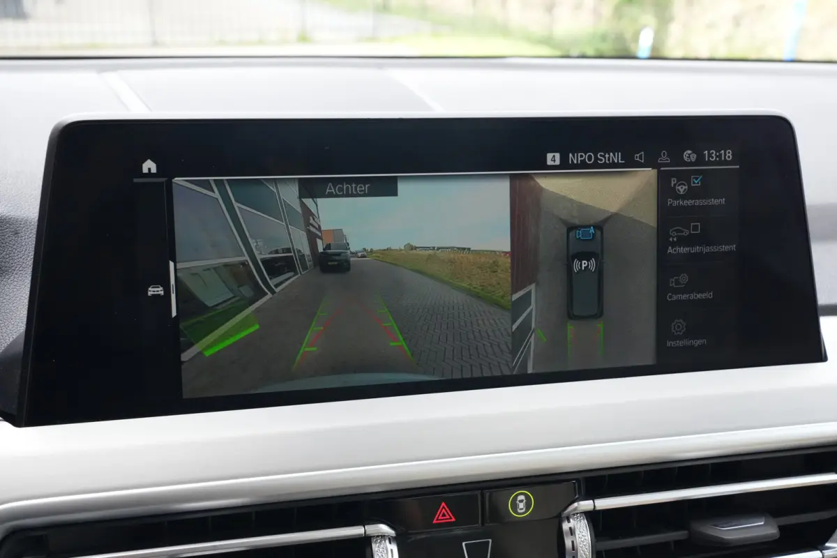 xDrive30e M Sport High Executive | 292 PK | PHEV | PANO | 360° Camera | Leder BMW X3 xDrive30e M Sport High Executive 292 PK Plug-in Hybrid met 2.0 viercilinder benzinemotor en automatische