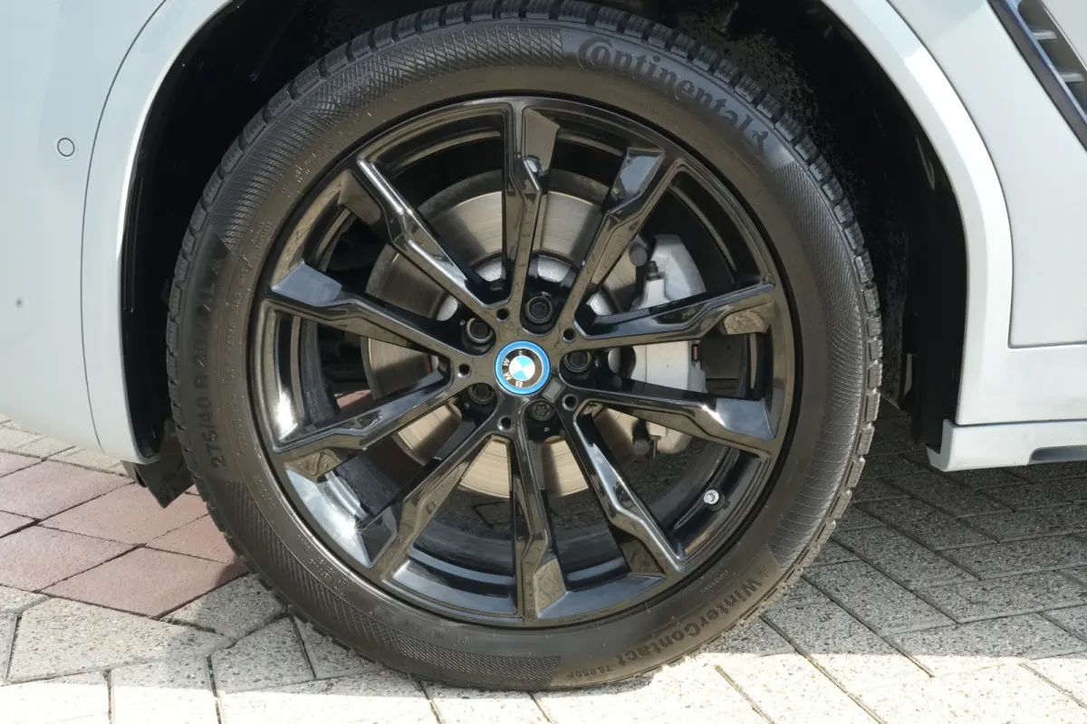 xDrive30e M Sport High Executive | 292 PK | PHEV | PANO | 360° Camera | Leder BMW X3 xDrive30e M Sport High Executive 292 PK Plug-in Hybrid met 2.0 viercilinder benzinemotor en automatische
