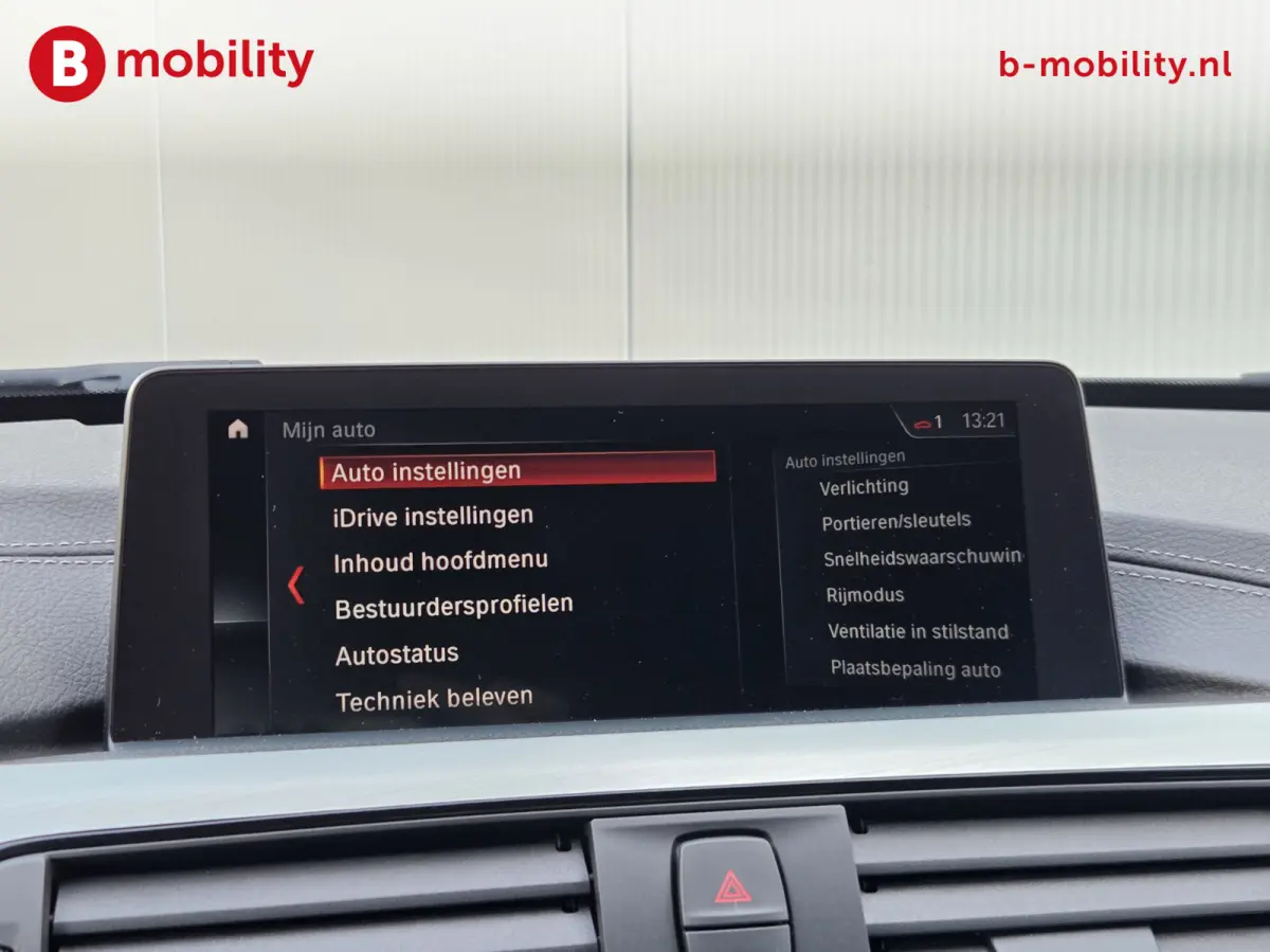 318i High Executive M-Sport Apple CarPlay NL Auto! | Leer | Sportstoelen | Stoelverwarming | PDC