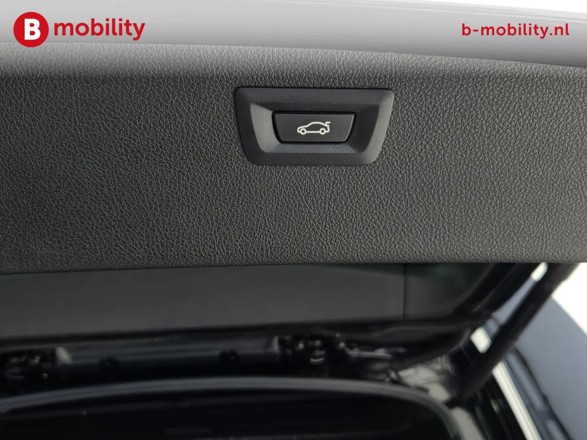 318i High Executive M-Sport Apple CarPlay NL Auto! | Leer | Sportstoelen | Stoelverwarming | PDC